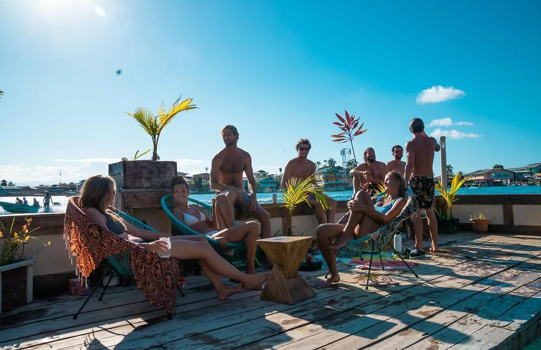 Aqua Lounge-1